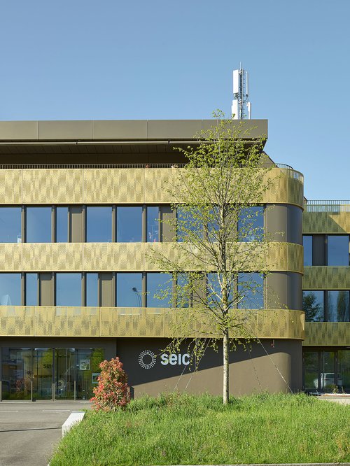 Architecture de CCHE du bâtiment multifonctionnel SEIC Suisse